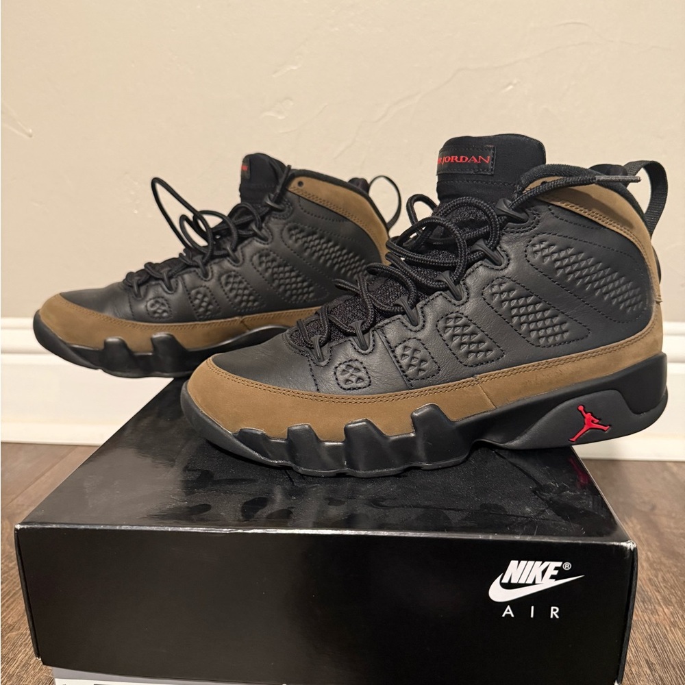 Jordan Retro 9